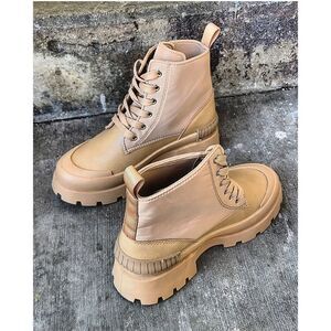 🆕️The Mika// CHUNKY LUG SOLE BOOT